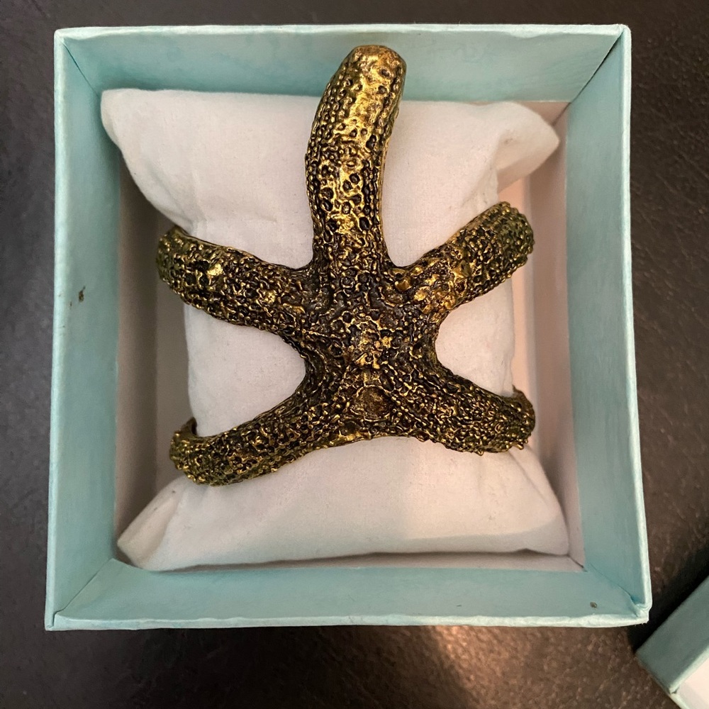 Starfish bracelet cuff
